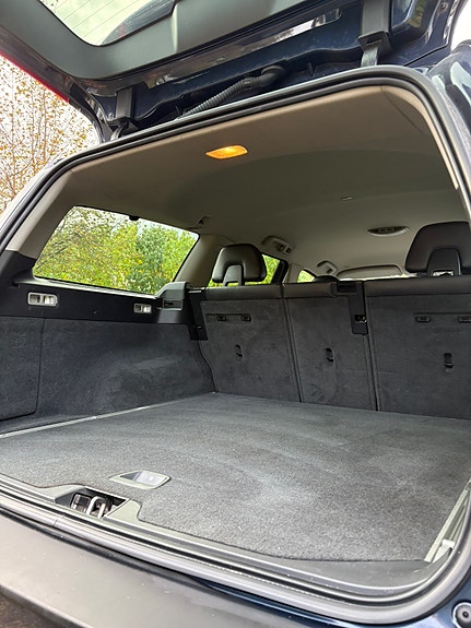 Volvo V70 9 of 14