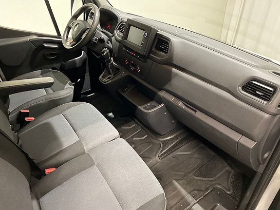 Renault Master 11 of 17