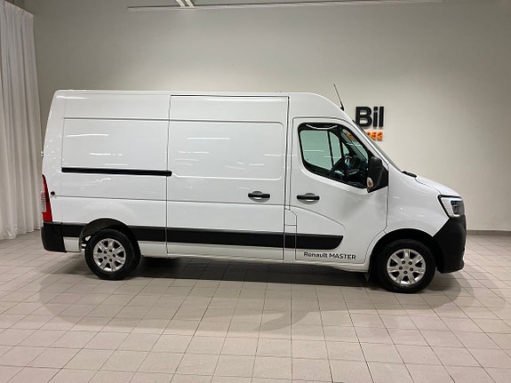 Renault Master 8 of 17