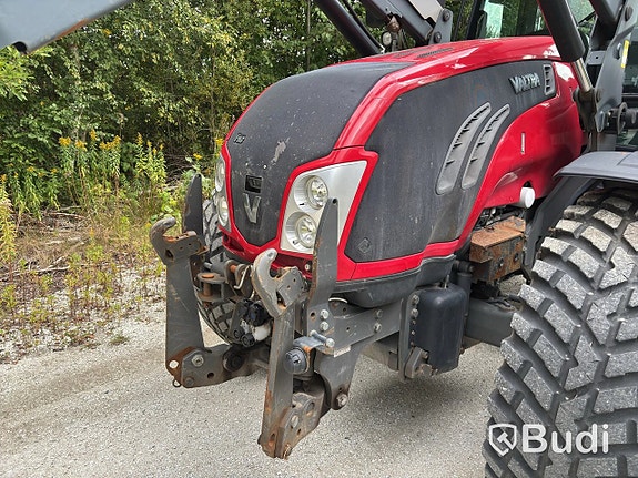 Traktor Valtra ELP756 T163 m. Lastare via auktion 21 of 27