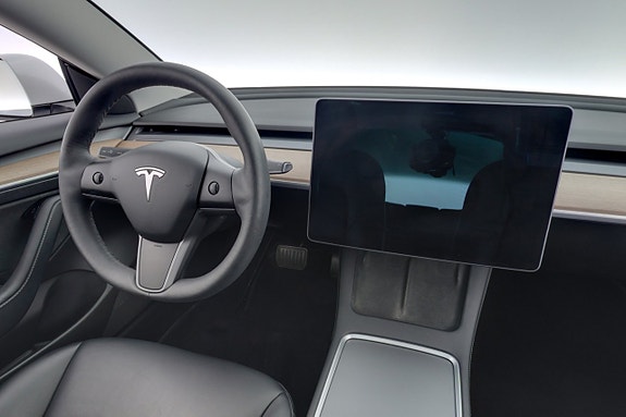 Tesla Model 3 15 of 25