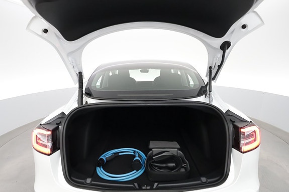 Tesla Model 3 24 of 25