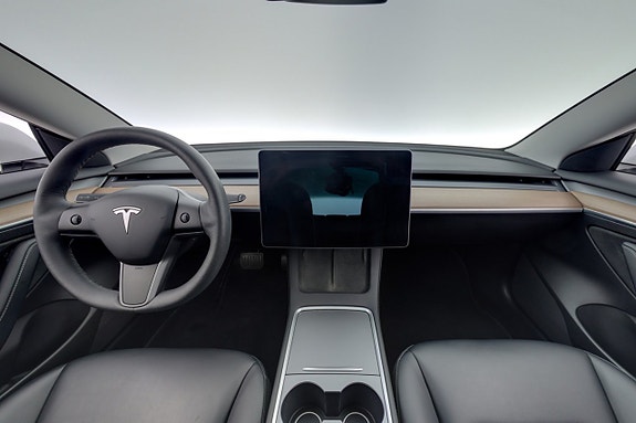 Tesla Model 3 13 of 25