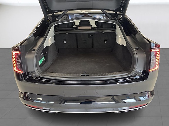 Volvo ES90 21 of 30