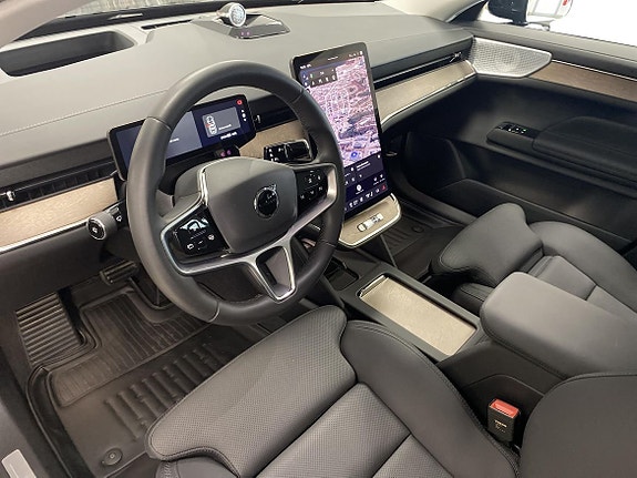 Volvo ES90 11 of 30