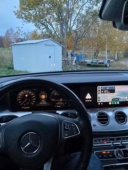 Mercedes-Benz E 220 d 3 of 7