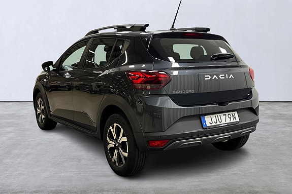 Dacia Sandero Stepway 4 of 16