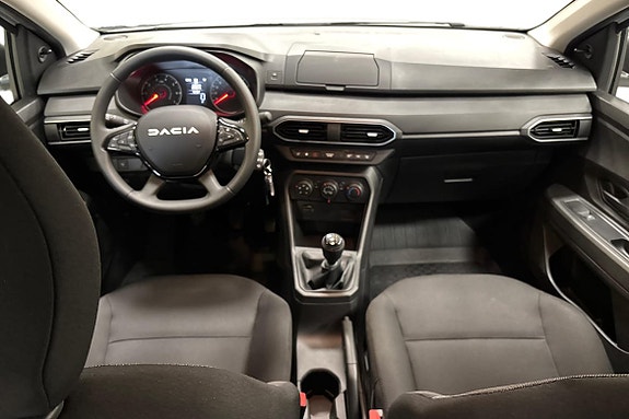 Dacia Sandero 9 of 21