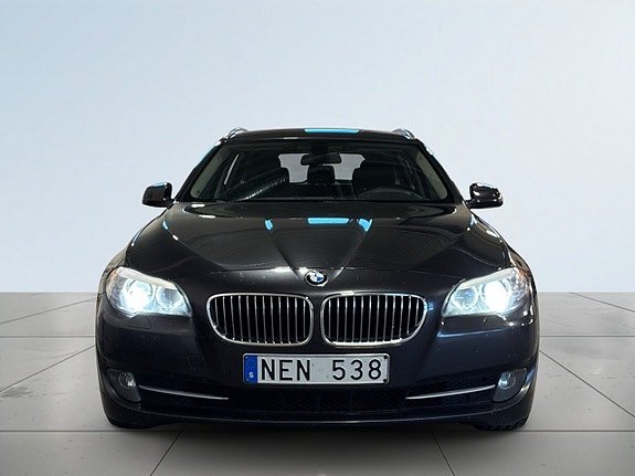 BMW 525d 2 of 20