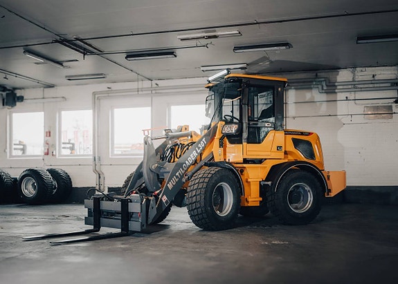 Multiloader L30T Hjullastare  För omgående leverans