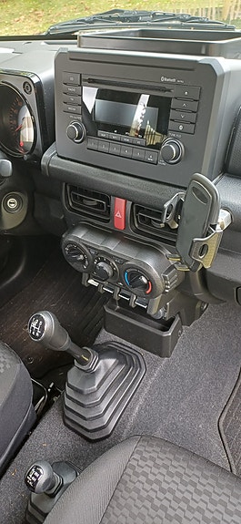 Suzuki Jimny 7 of 8