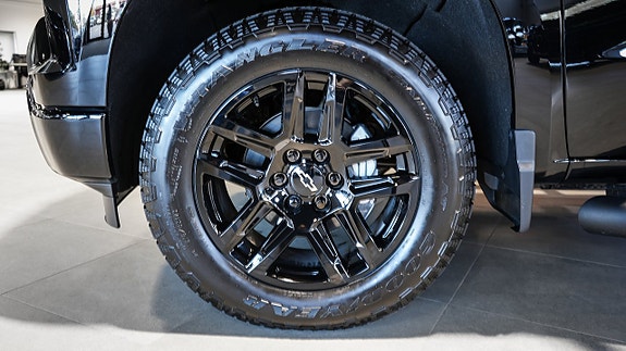 Chevrolet Silverado EV 12 of 28
