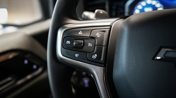Chevrolet Silverado EV 21 of 28