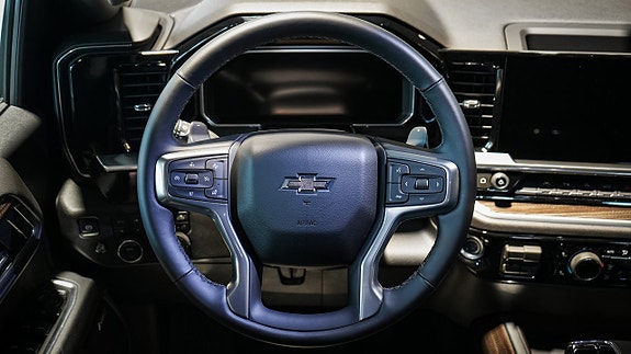 Chevrolet Silverado EV 18 of 28