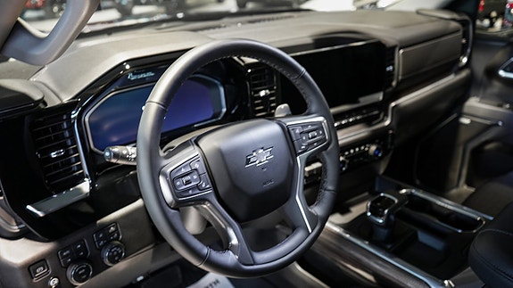 Chevrolet Silverado EV 14 of 28