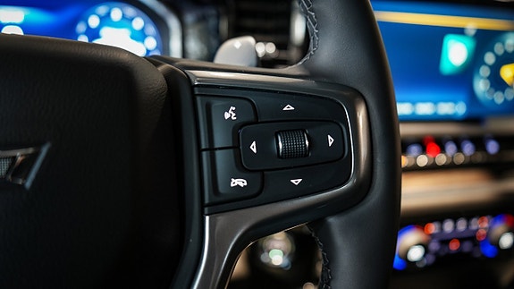 Chevrolet Silverado EV 22 of 28