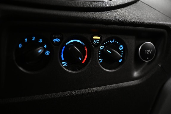 Ford Transit 25 of 30