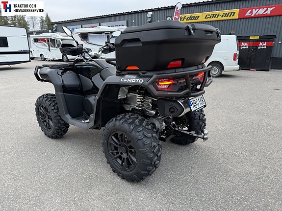 CFMOTO Cforce 850 Touring Black Edition -26 3 of 8