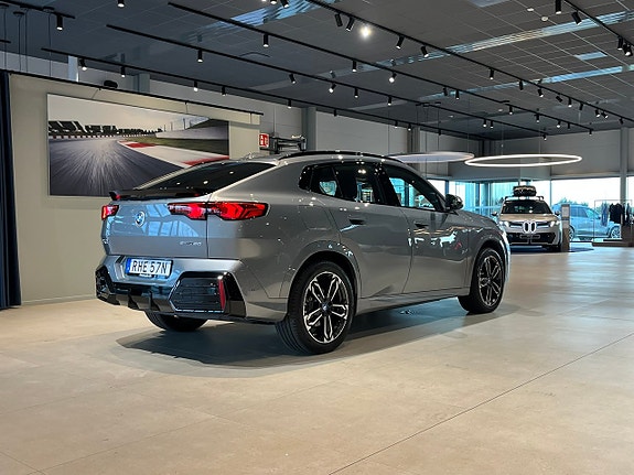 BMW iX2 4 of 17