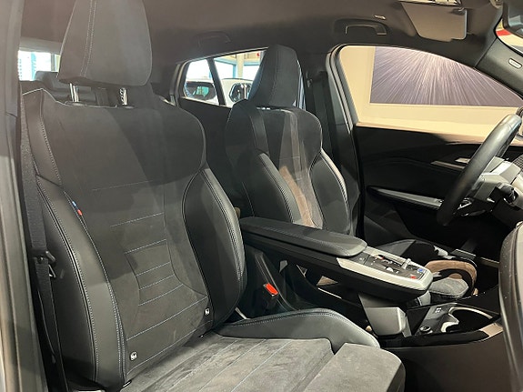 BMW iX2 13 of 17