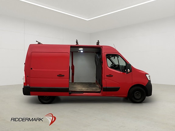 Renault Master 12 of 30