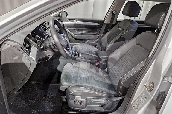 Volkswagen Passat 6 of 15