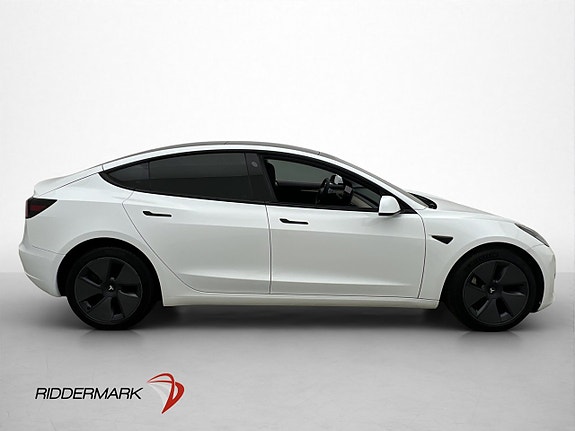 Tesla Model 3 8 of 30