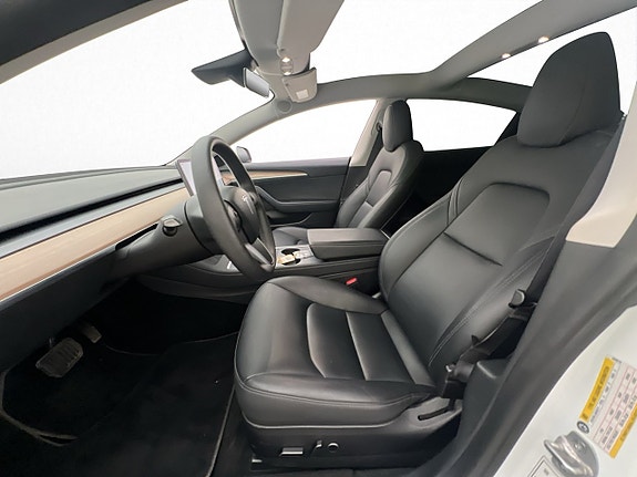Tesla Model 3 12 of 30