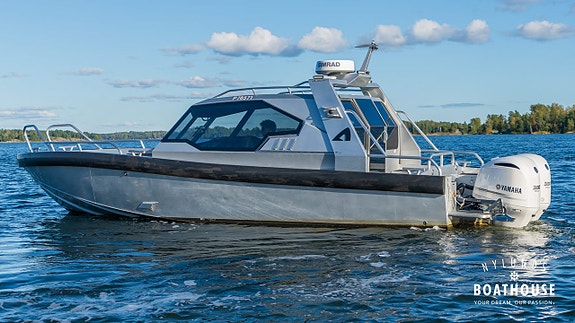 Anytec 868 CAB | 2x Yamaha F300 12 of 30