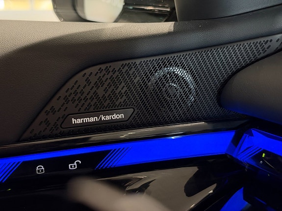 BMW 530e 11 of 19