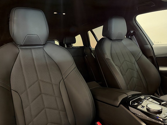 BMW 530e 18 of 19