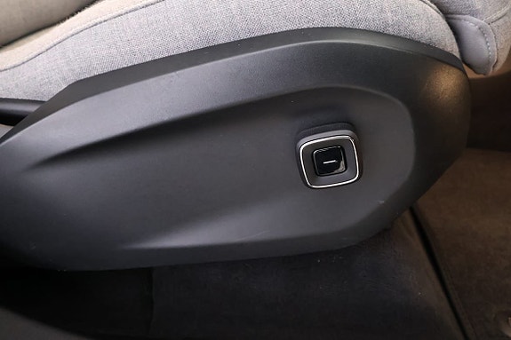 Volvo EX90 23 of 30