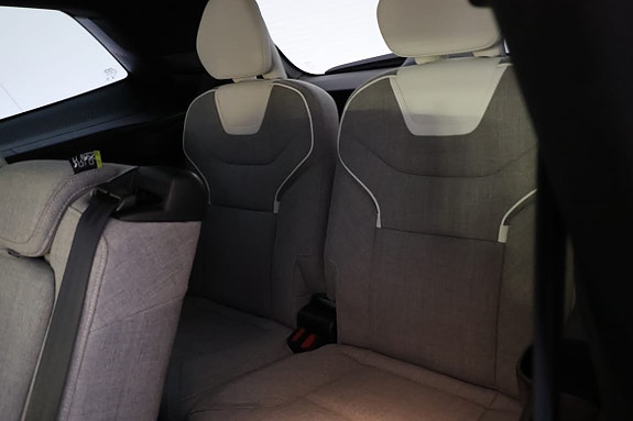 Volvo EX90 29 of 30