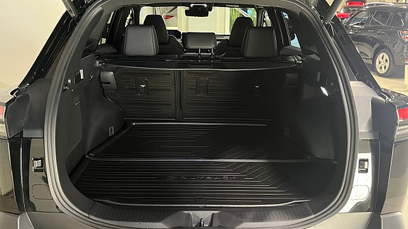 Subaru E-Outback 5 of 16