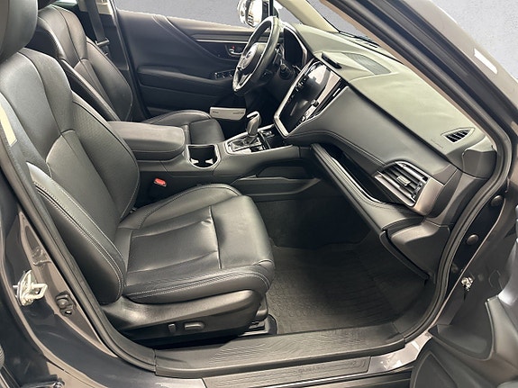 Subaru Outback 11 of 21