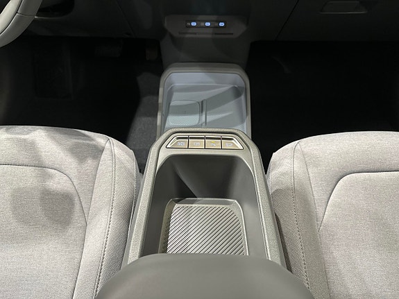 Kia EV3 12 of 16