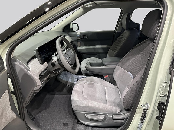 Kia EV3 8 of 16
