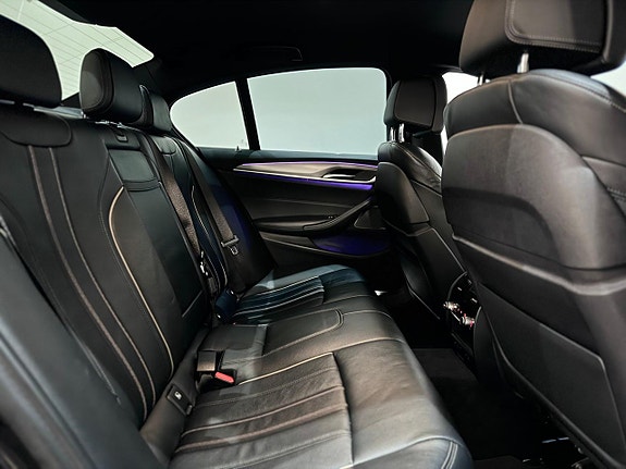BMW 550i 8 of 20