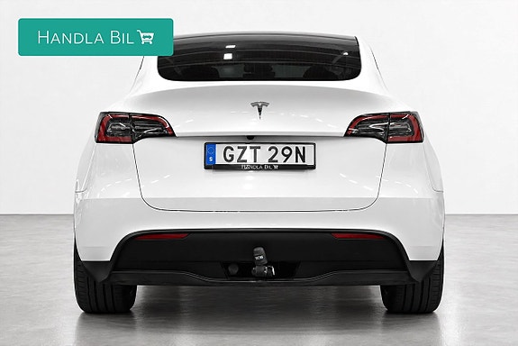 Tesla Model Y 6 of 26