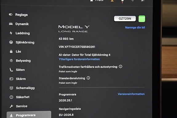 Tesla Model Y 20 of 26