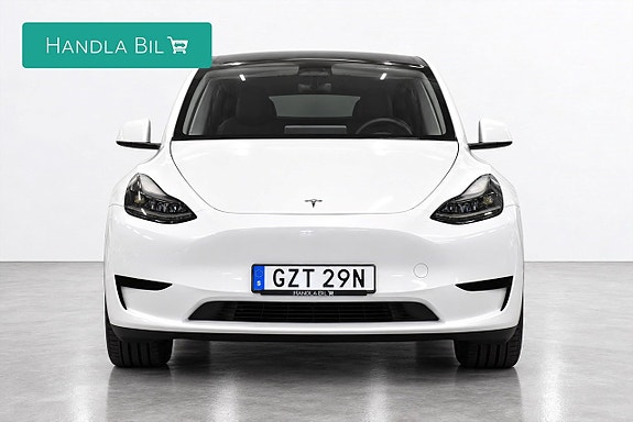 Tesla Model Y 3 of 26