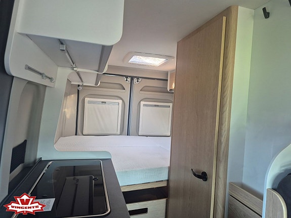 Sunlight Cliff 600 *Under 6m *3500kg *KOMMANDE 2 of 4