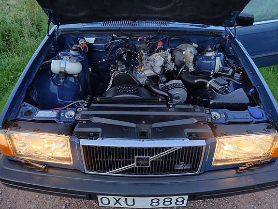Volvo 740 3 of 6
