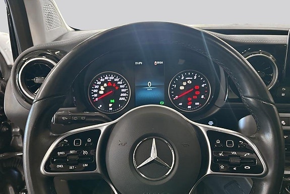 Mercedes-Benz T180 d 10 of 14