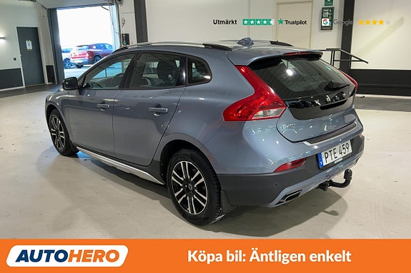 Volvo V40 Cross Country 3 of 26