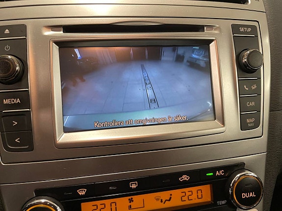 Toyota Avensis 16 of 18