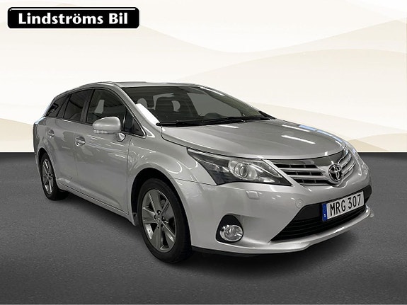 Toyota Avensis 3 of 18