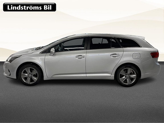 Toyota Avensis 6 of 18