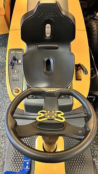 STIGA Swift – Batteridriven åkgräsklippare | 26 995 kr inkl. 3 of 4