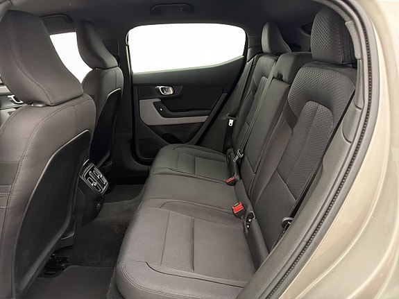 Polestar 2 13 of 30